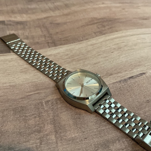 Women’s Nixon time teller watch silver - Picture 3 of 4